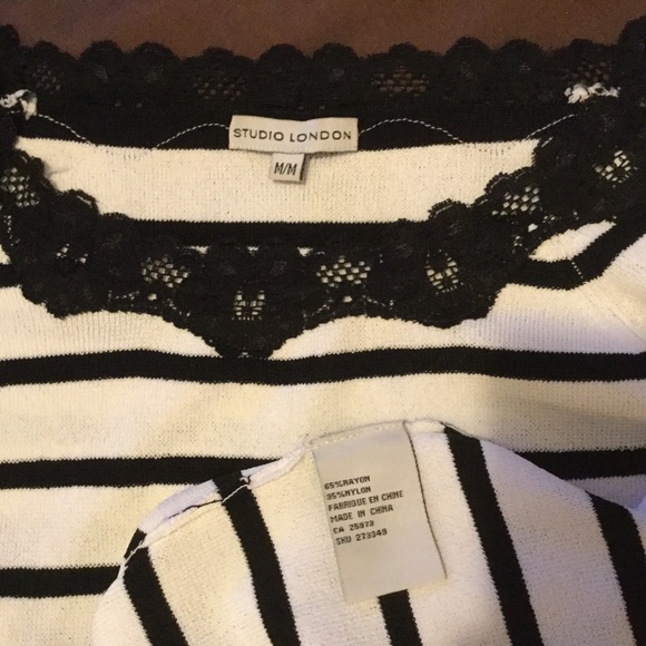 Crop sleeve top - Picture 2 of 2